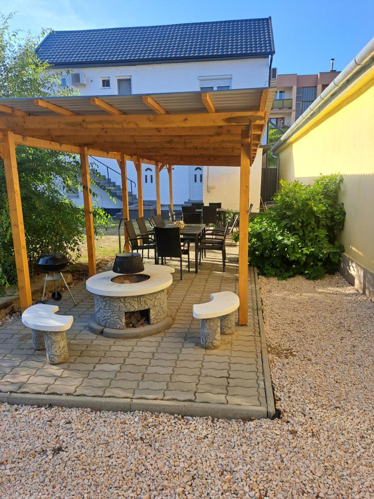 Belvarosi Lux Apartman Vásárosnamény Extérieur photo